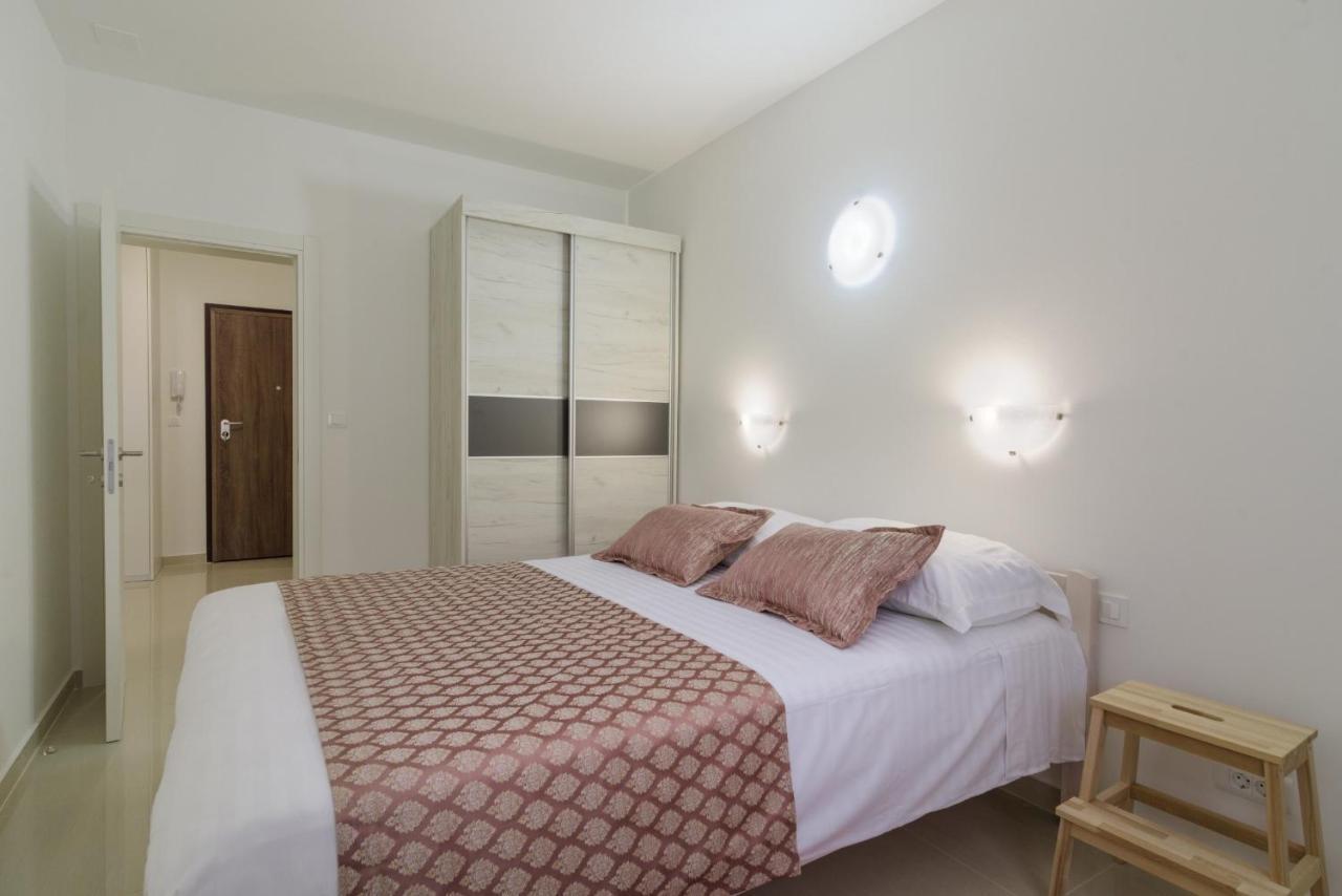 Apartment S-7 Trogir Bagian luar foto
